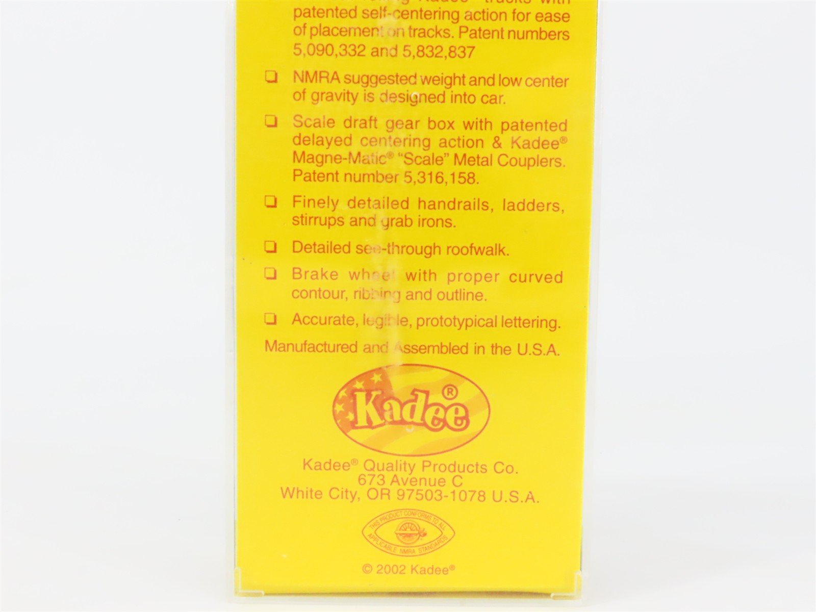 HO Scale Kadee 4806 MILW Milwaukee Road 40' Box Car 35061 RTR