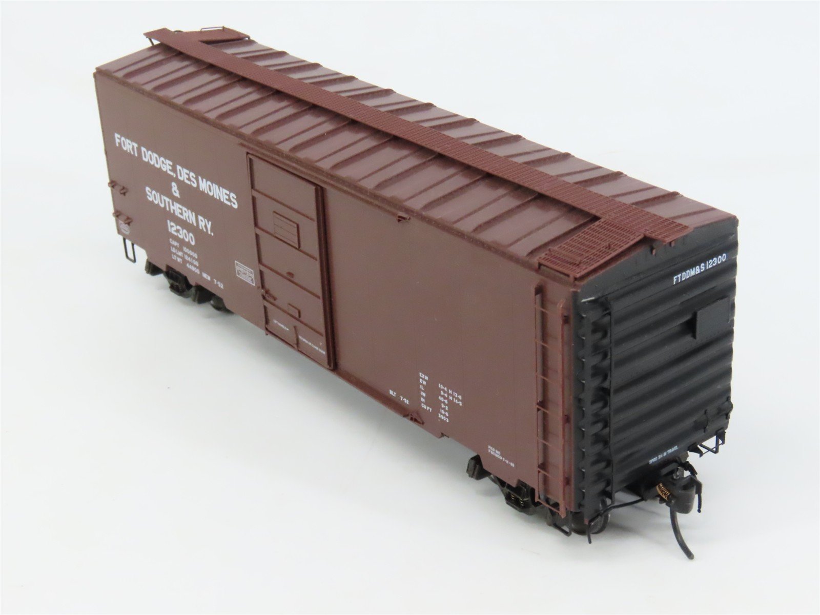 HO Scale Kadee 4043 FDD&S Fort Dodge, Des Moines & Southern 40' Box Car RTR