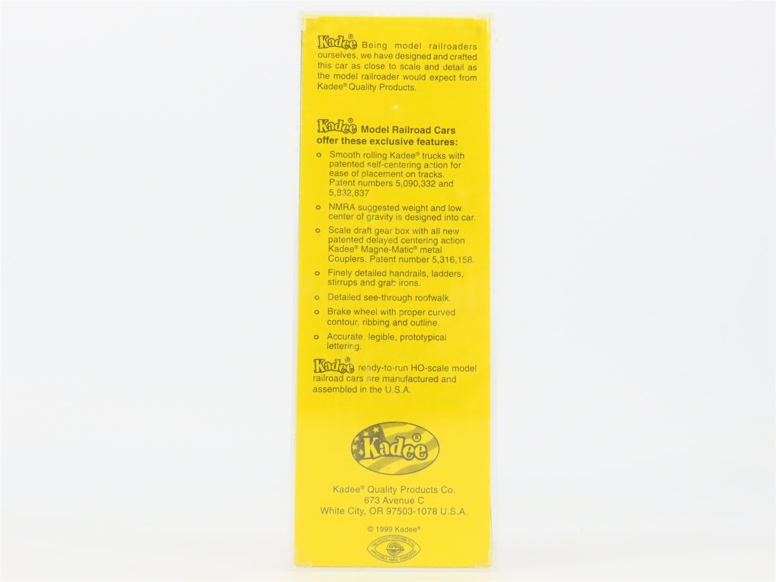 HO Scale Kadee 4043 FDD&S Fort Dodge, Des Moines & Southern 40' Box Car RTR