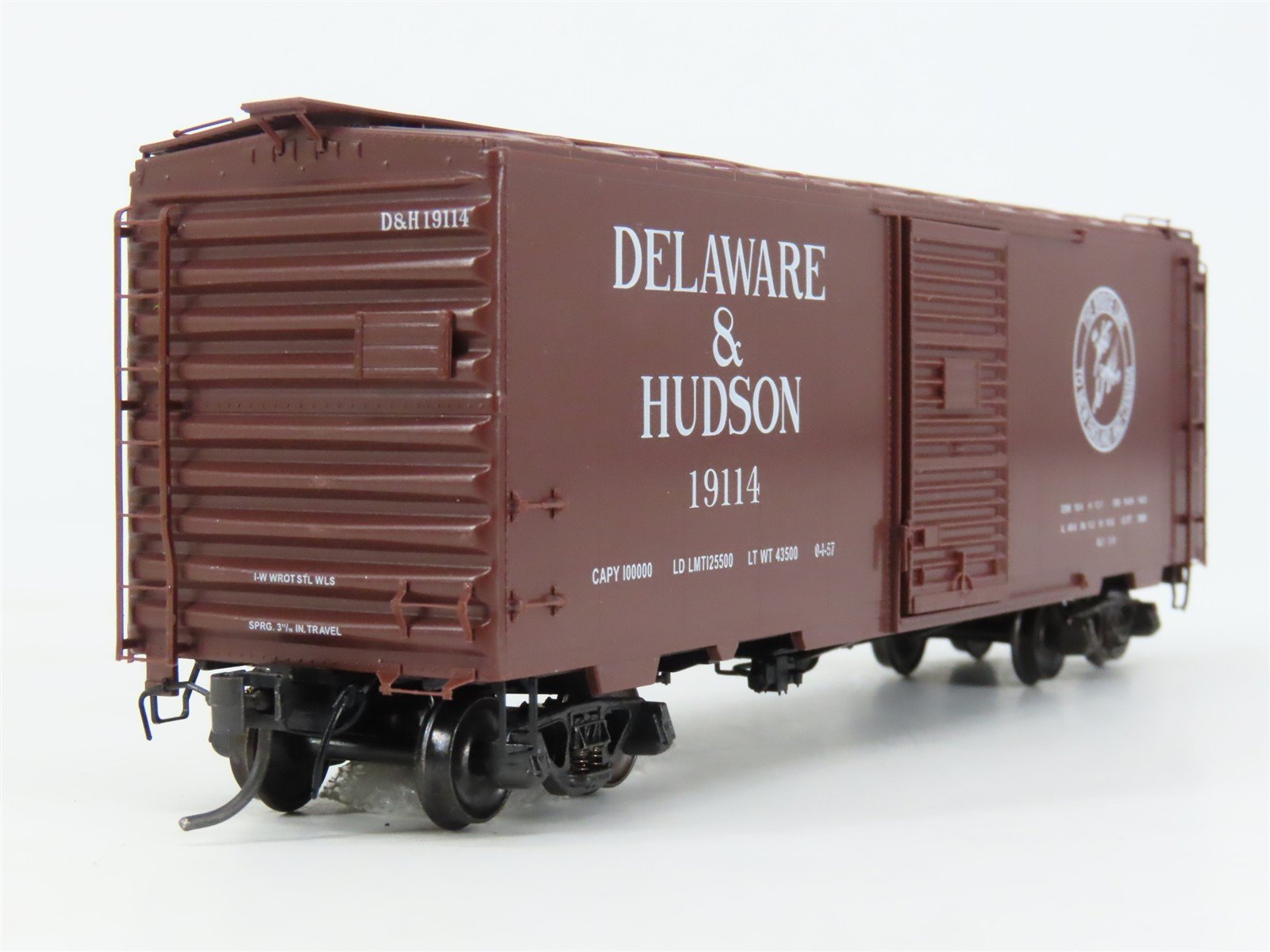 HO Scale Kadee 4004 D&H Delaware & Hudson 40' Box Car 19114 RTR