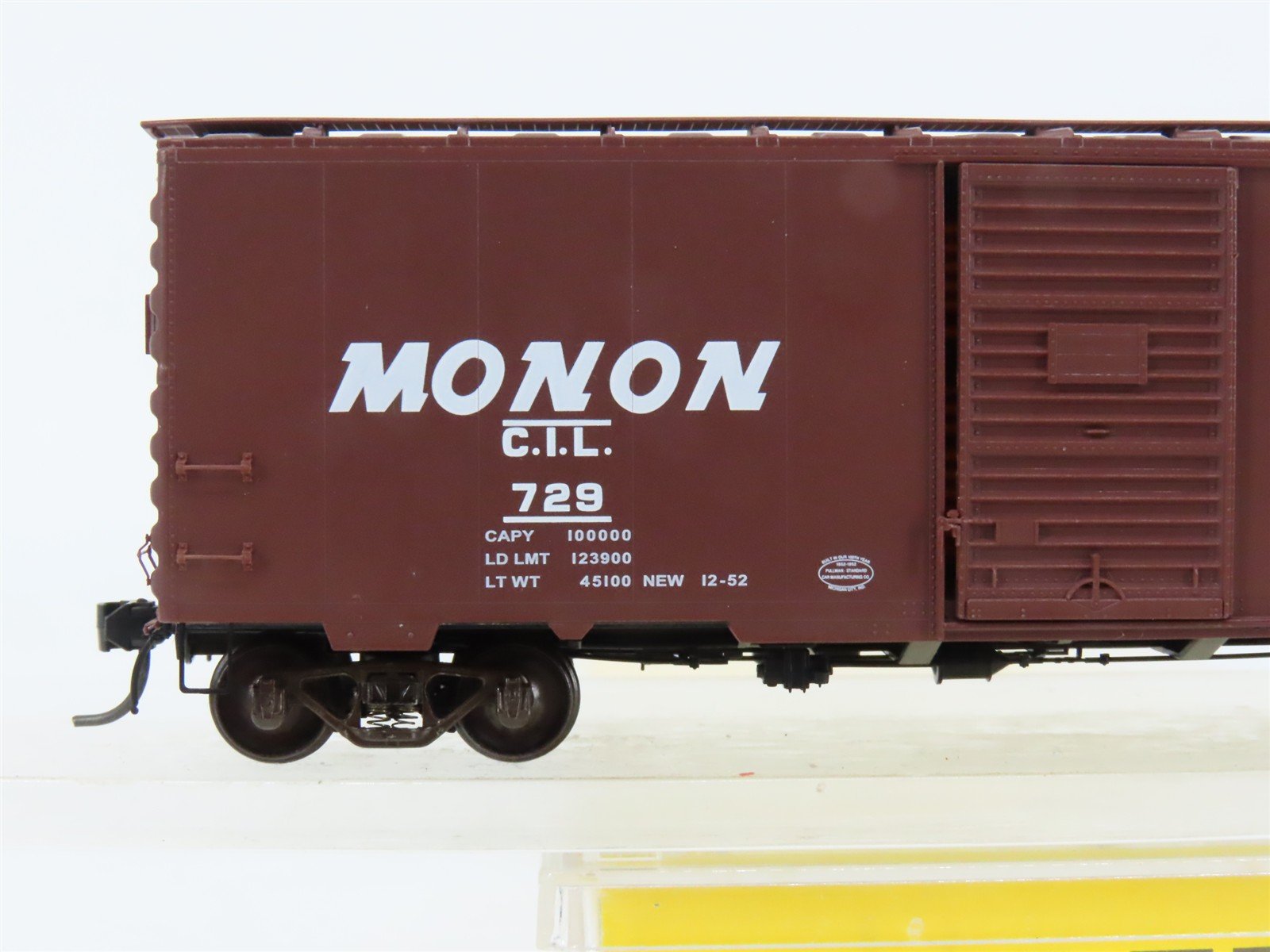HO Scale Kadee 4001 CIL Monon 40' Box Car 729 RTR