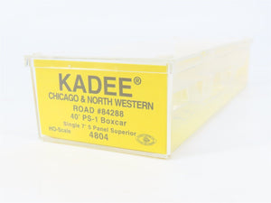 HO Scale Kadee 4804 CNW Chicago & North Western 40' Box Car 84288 RTR