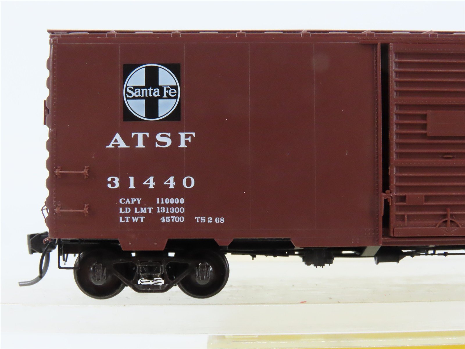 HO Scale Kadee 4015 ATSF Santa Fe 40' PS-1 Box Car 31440 RTR