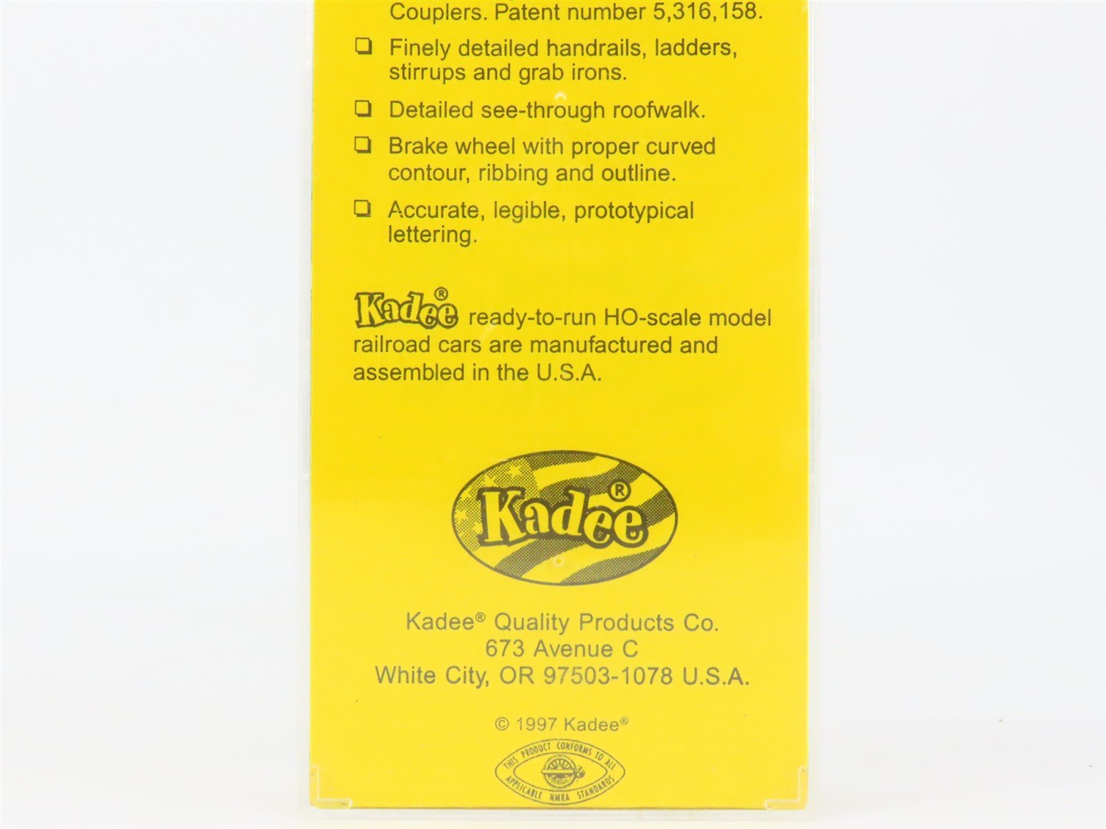 HO Scale Kadee 4015 ATSF Santa Fe 40' PS-1 Box Car 31440 RTR