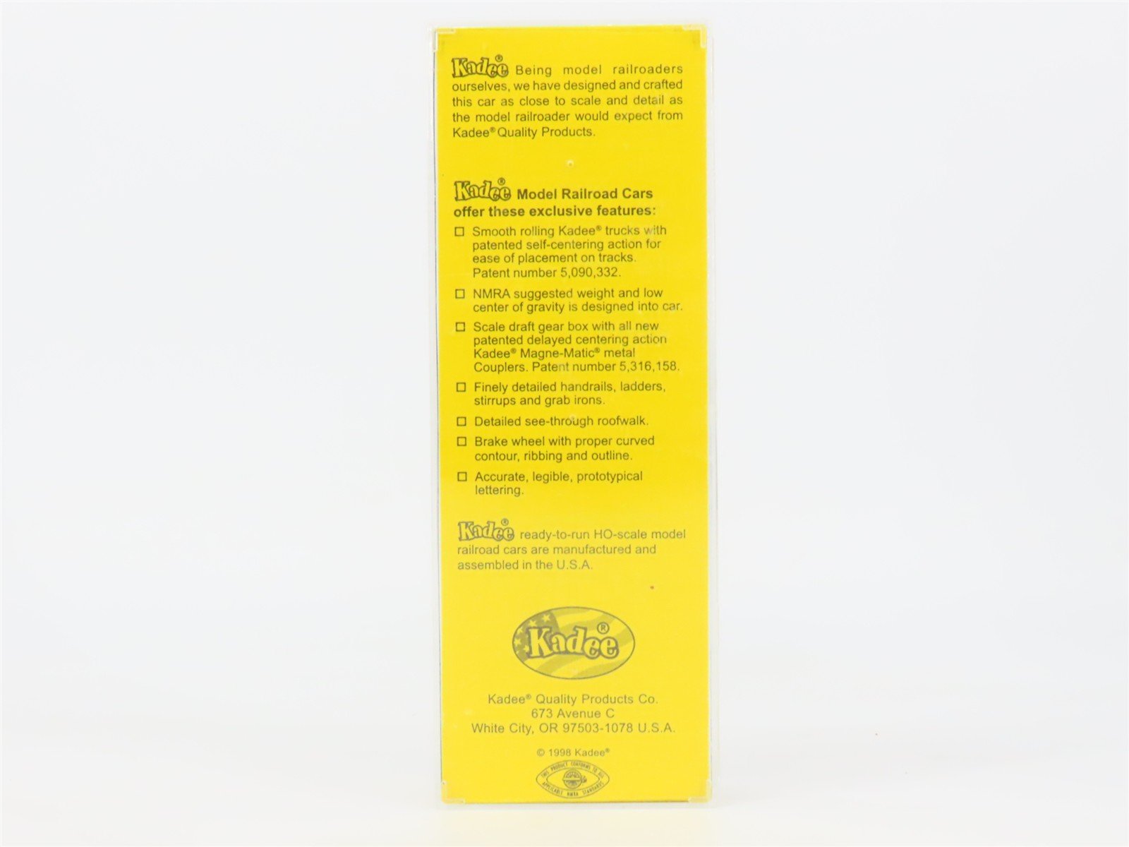 HO Scale Kadee 4030 C&EI Chicago & Eastern Illinois 40' Box Car 65593 RTR