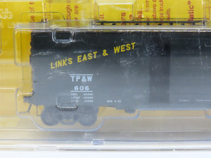 HO Scale Kadee 4809 TP&W Toledo, Peoria & Western 40' Box Car 606 RTR