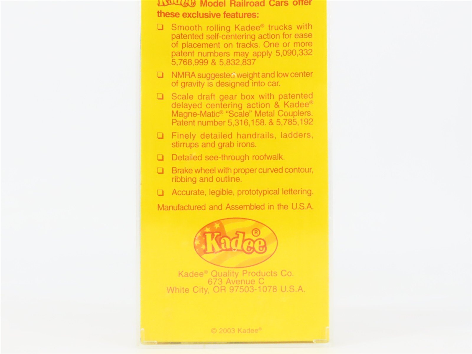 HO Scale Kadee 8210 ATSF Santa Fe 2-Bay PS-2 Covered Hopper 82076 RTR