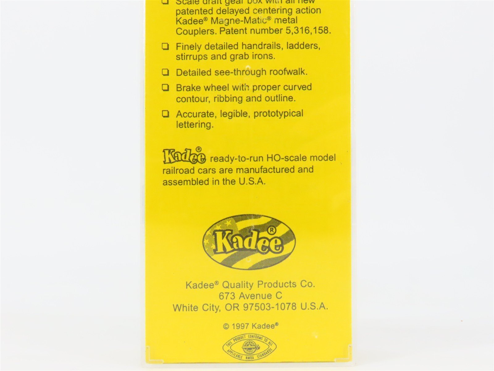 HO Scale Kadee 4015 ATSF Santa Fe 40' Box Car 31440 RTR