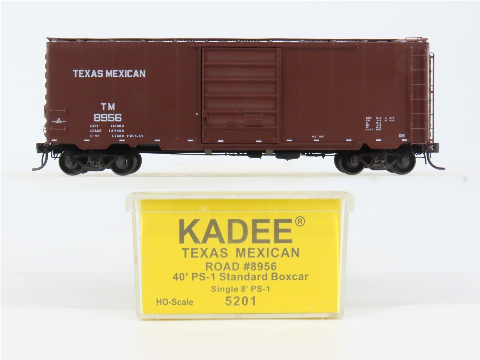 HO Scale Kadee 5201 TM Texas Mexican 40' Box Car 8956 RTR