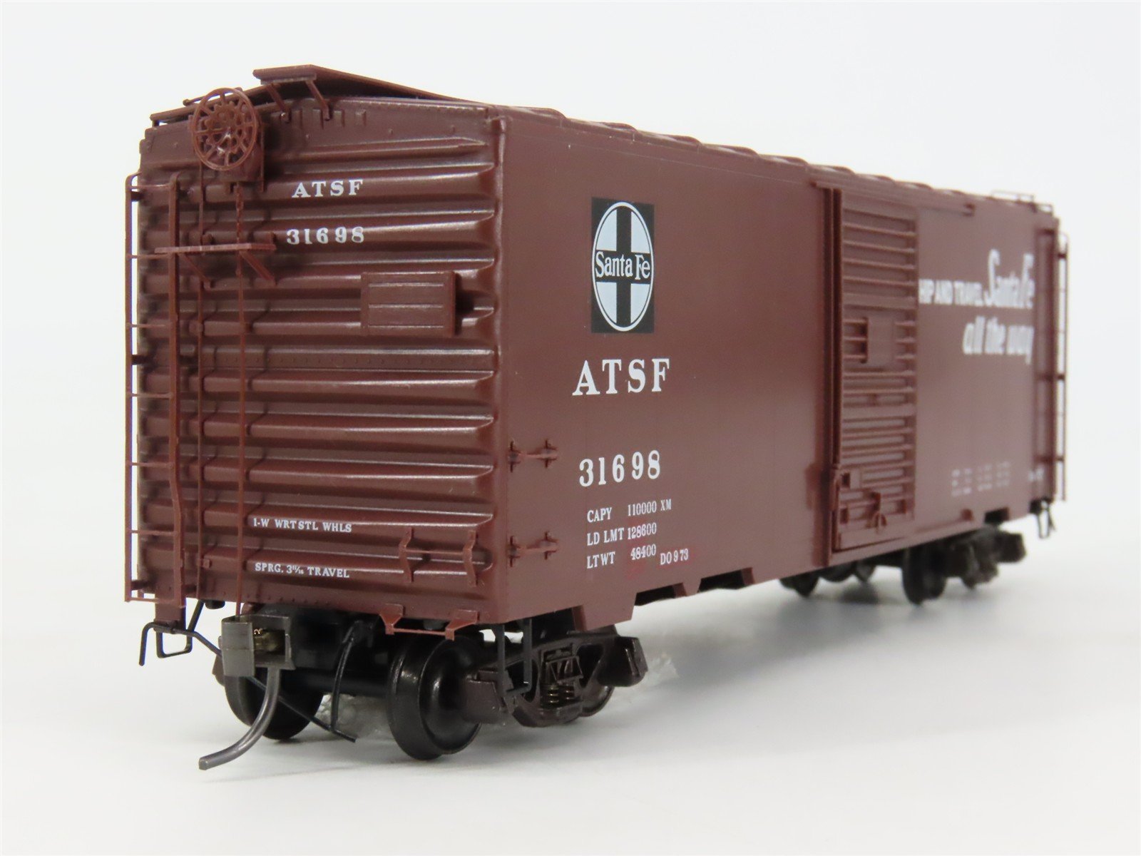 HO Scale Kadee 4018 ATSF Santa Fe 40' Box Car 31698 RTR
