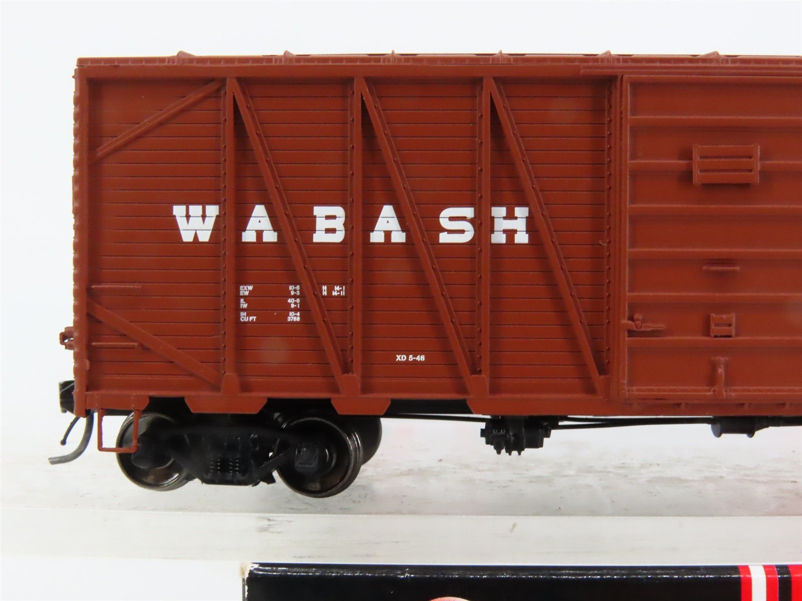 HO Scale InterMountain 46077-11 WAB Wabash 40' Box Car 87100 RTR