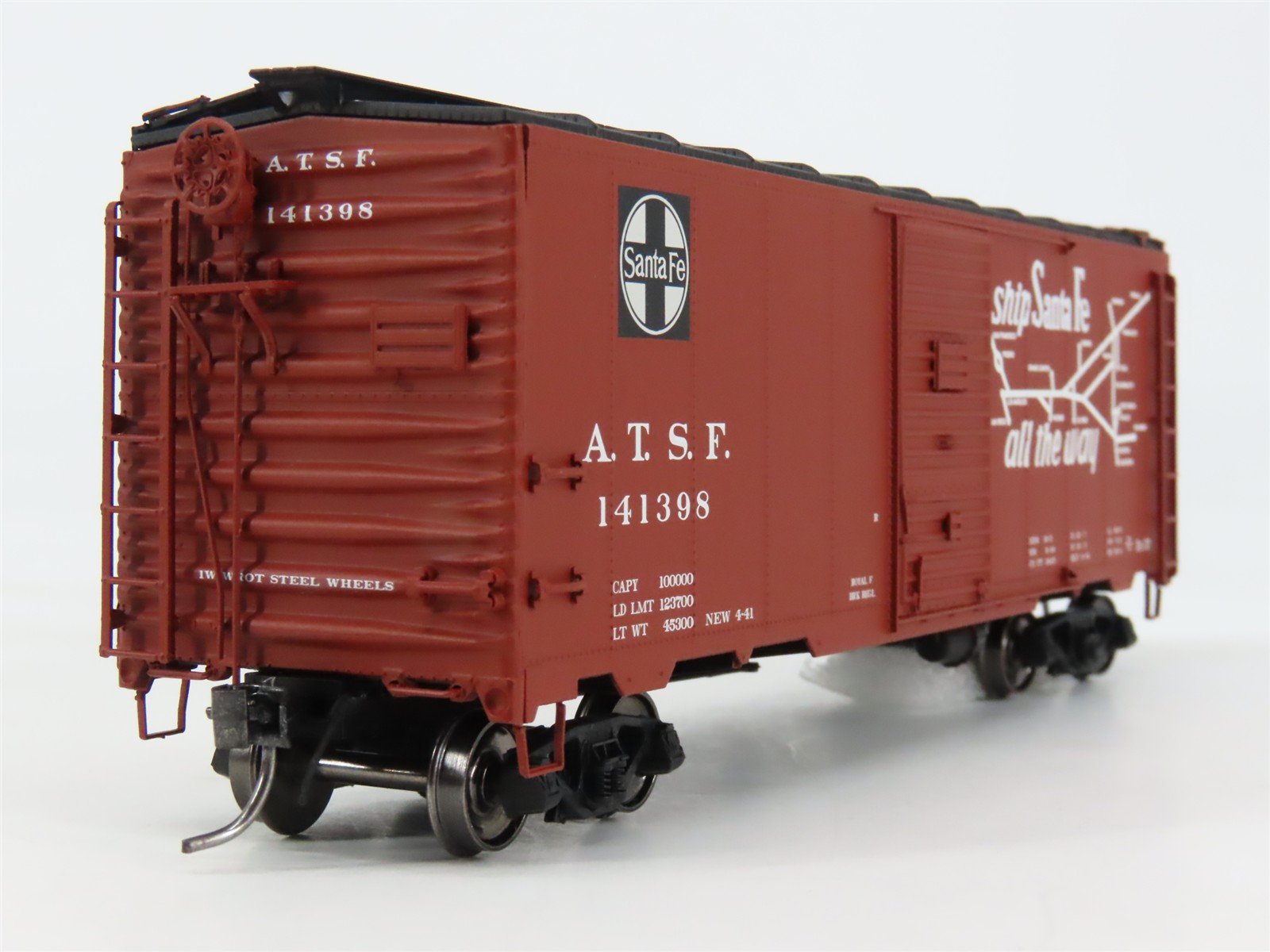 HO Scale InterMountain 45832-02 ATSF Santa Fe 40' Box Car 141398 RTR