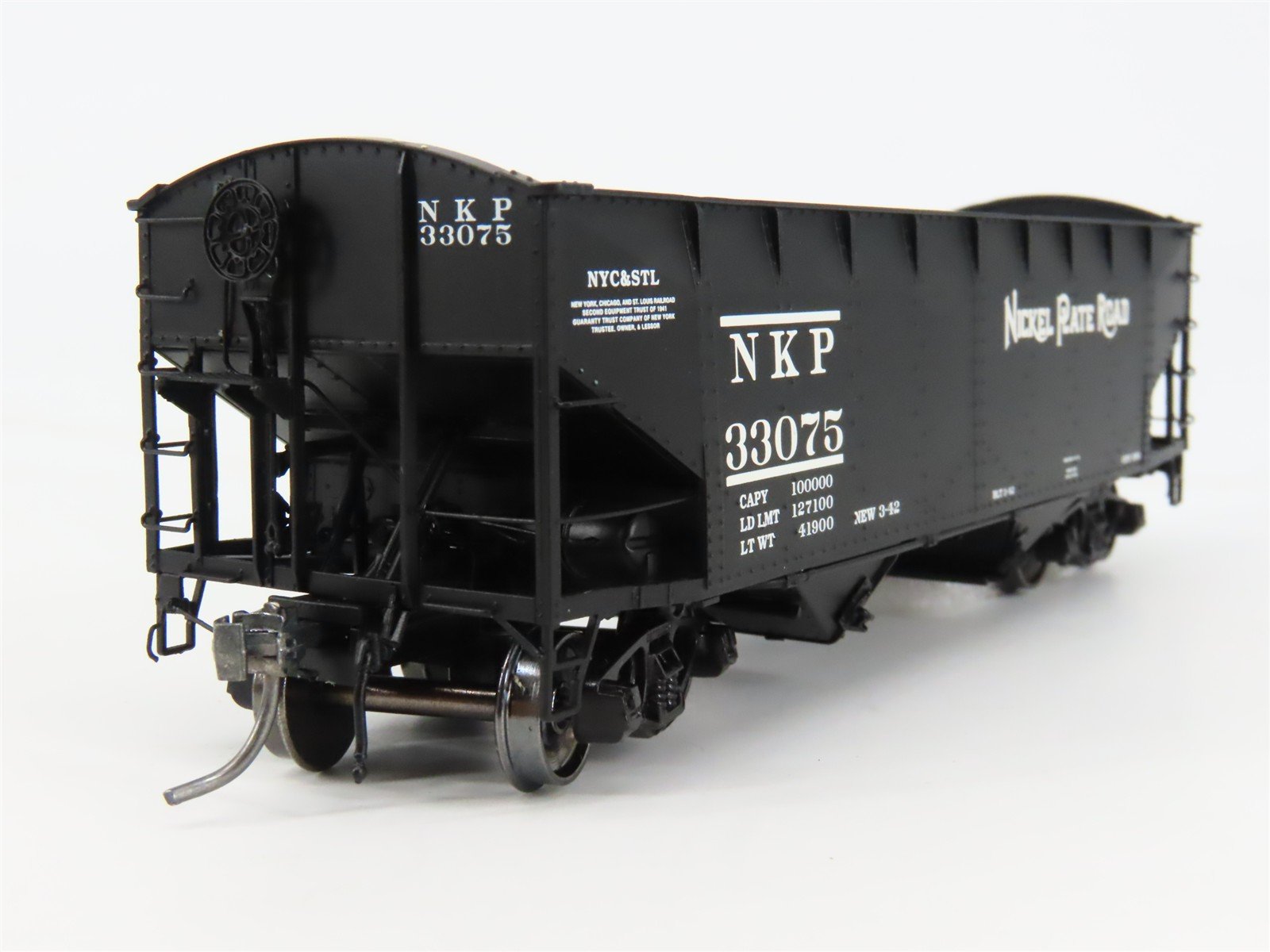 HO Scale InterMountain 47157-01 NKP Nickel Plate Road 2-Bay Open Top Hopper RTR
