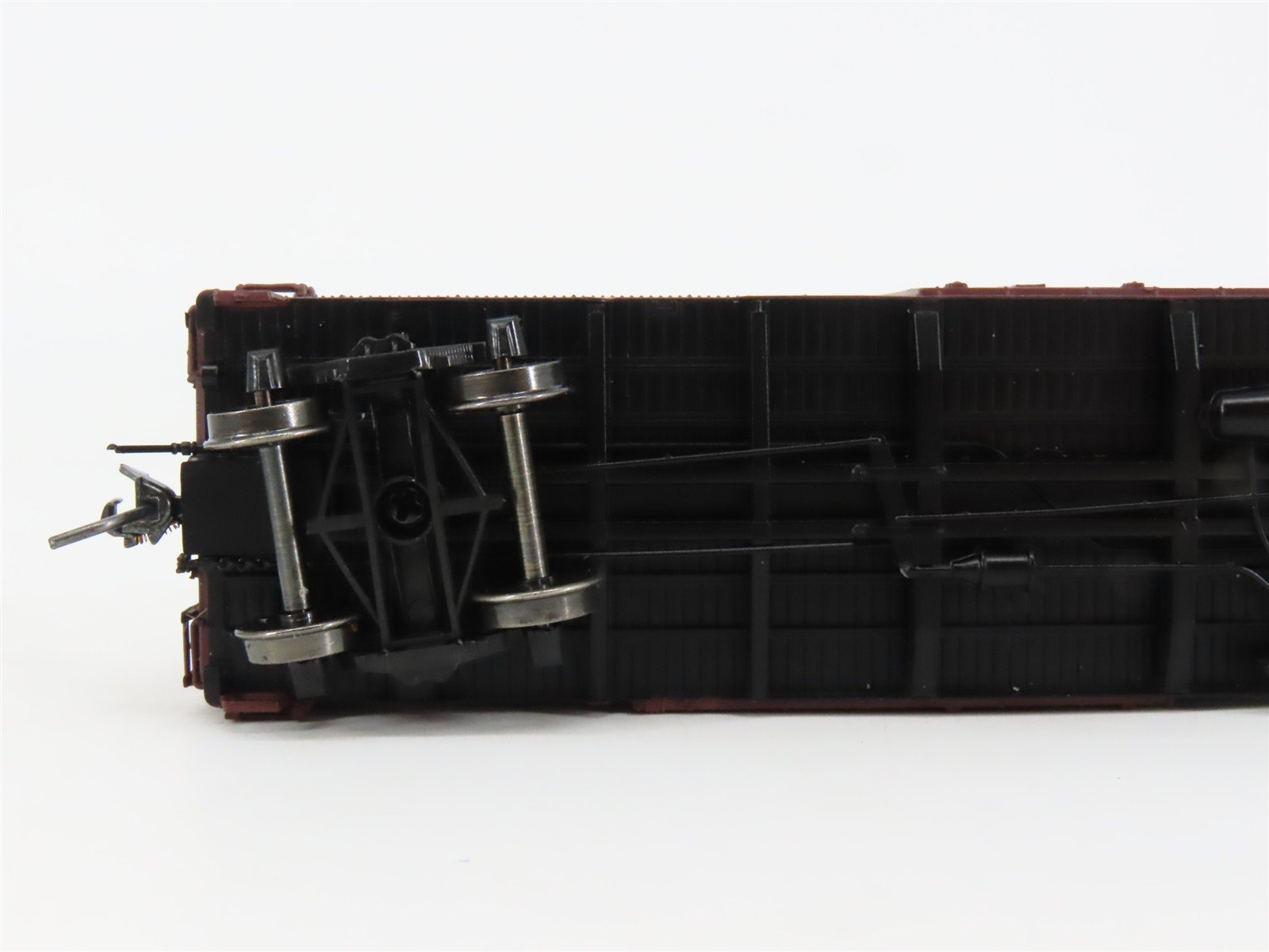 HO Scale InterMountain 46021-06 SP Southern Pacific 40' Box Car 57186 RTR