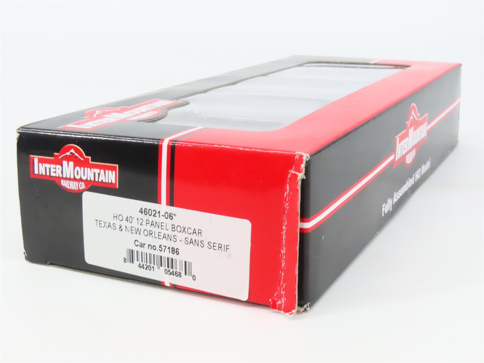 HO Scale InterMountain 46021-06 SP Southern Pacific 40' Box Car 57186 RTR