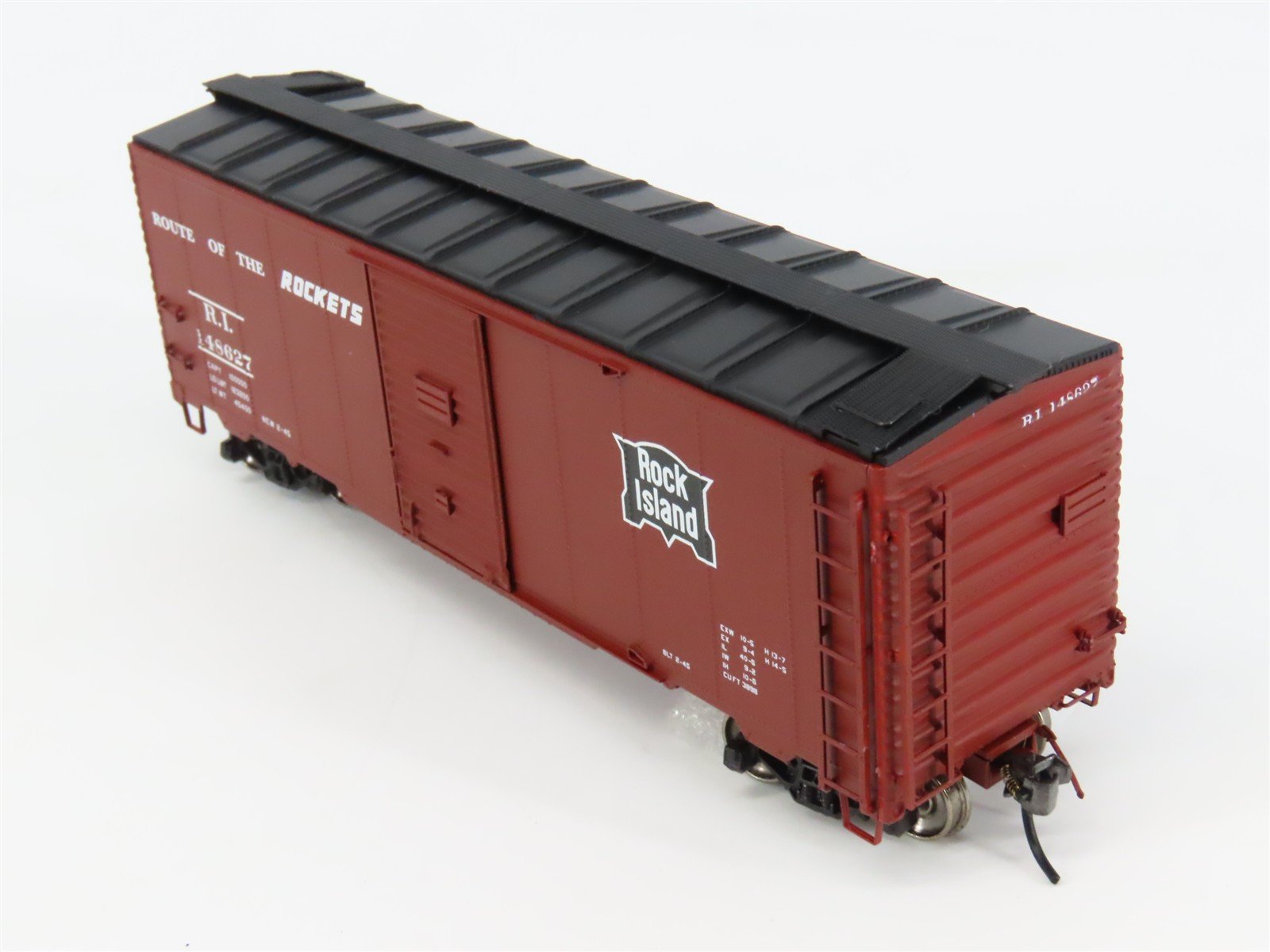 HO Scale InterMountain 45804-15 RI Rock Island 40' Box Car 148627 RTR