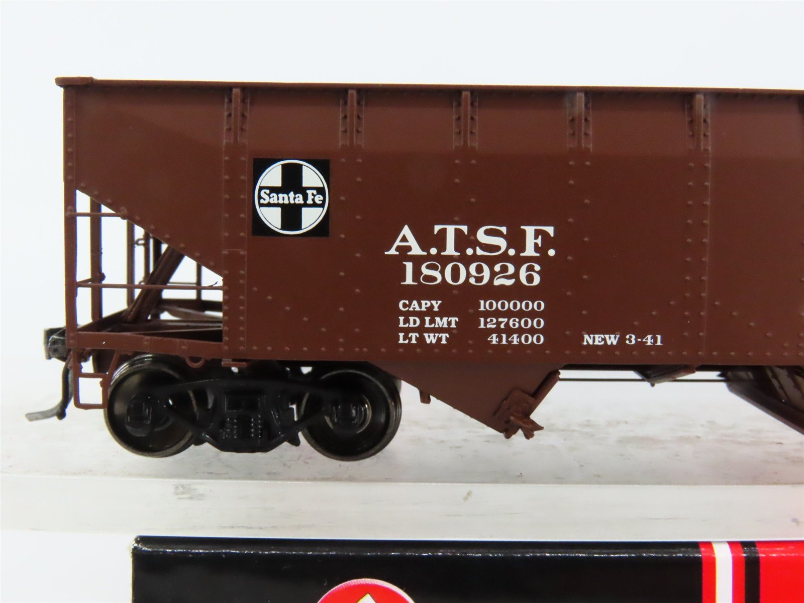 HO Scale InterMountain 47150-04 ATSF Santa Fe 2-Bay Open Top Hopper 180926 RTR