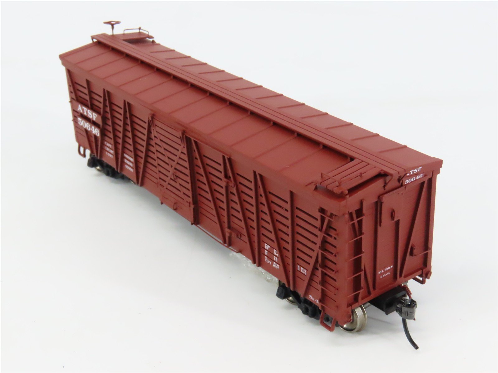 HO Scale InterMountain 47907-04 ATSF Santa Fe 40' Stock/Cattle Car 50646 RTR
