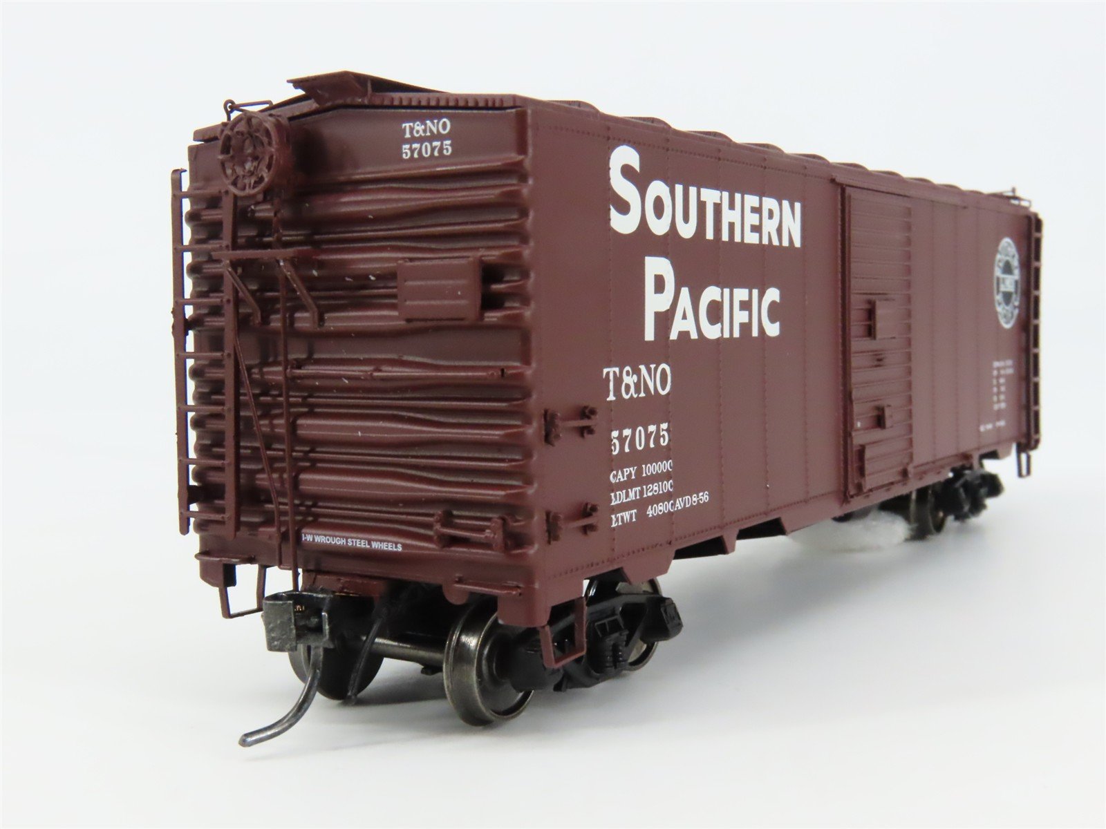 HO Scale InterMountain 46021-04 SP Southern Pacific 40' Box Car 57075 RTR