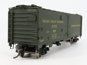 HO Scale InterMountain 46712P-02 PFE Pacific Fruit Express Reefer 907 RTR
