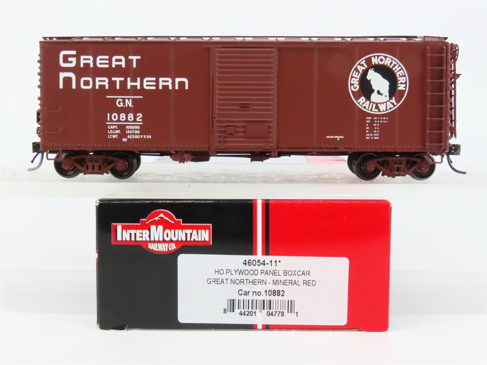 HO Scale InterMountain 46054-11 GN Great Northern 40' Box Car 10882 RTR