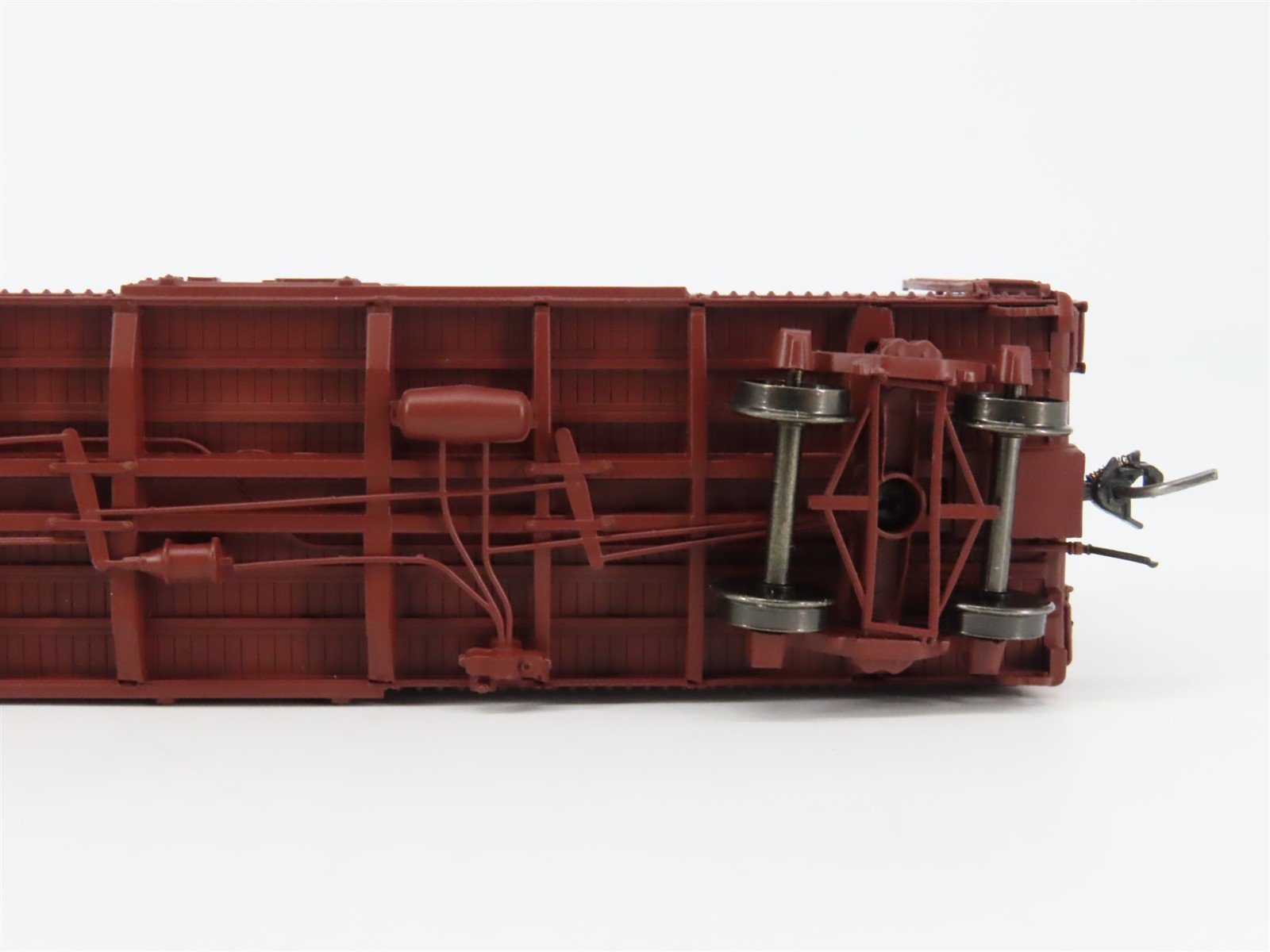 HO Scale InterMountain 46054-11 GN Great Northern 40' Box Car 10882 RTR