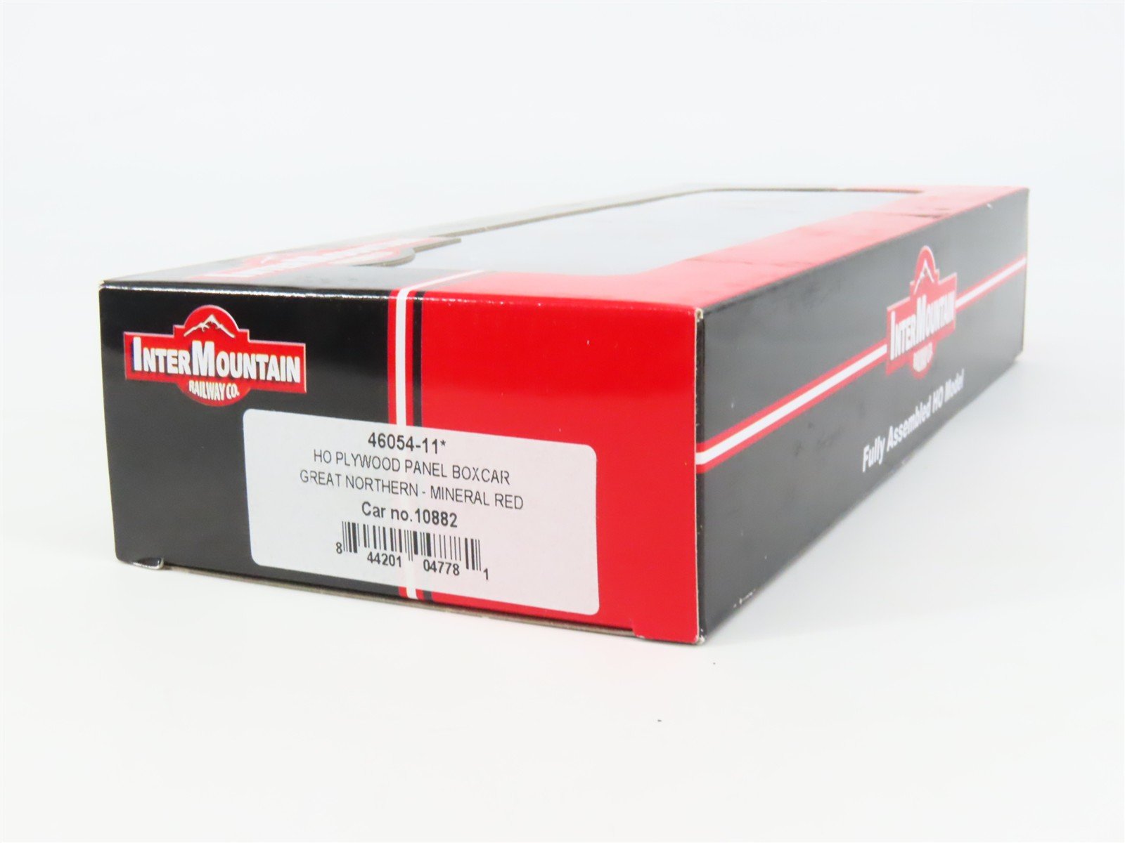 HO Scale InterMountain 46054-11 GN Great Northern 40' Box Car 10882 RTR