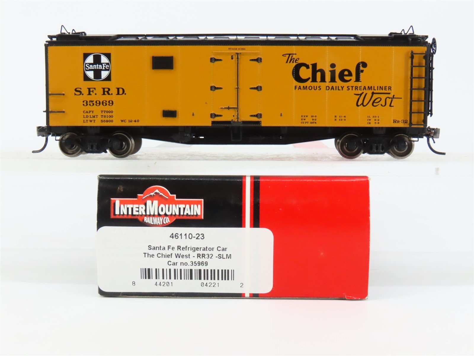 HO Scale InterMountain 46110-23 SFRD Santa Fe Reefer 35969 RTR