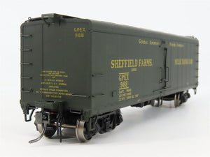 HO Scale InterMountain 48204-05 GPEX Sheffield Farms Box Car 988 RTR