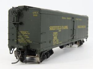 HO Scale InterMountain 48204-05 GPEX Sheffield Farms Box Car 988 RTR