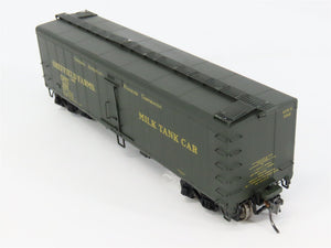 HO Scale InterMountain 48204-05 GPEX Sheffield Farms Box Car 988 RTR