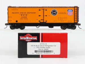 HO Scale InterMountain 47416-16 PFE Pacific Fruit Express Reefer 64666 RTR