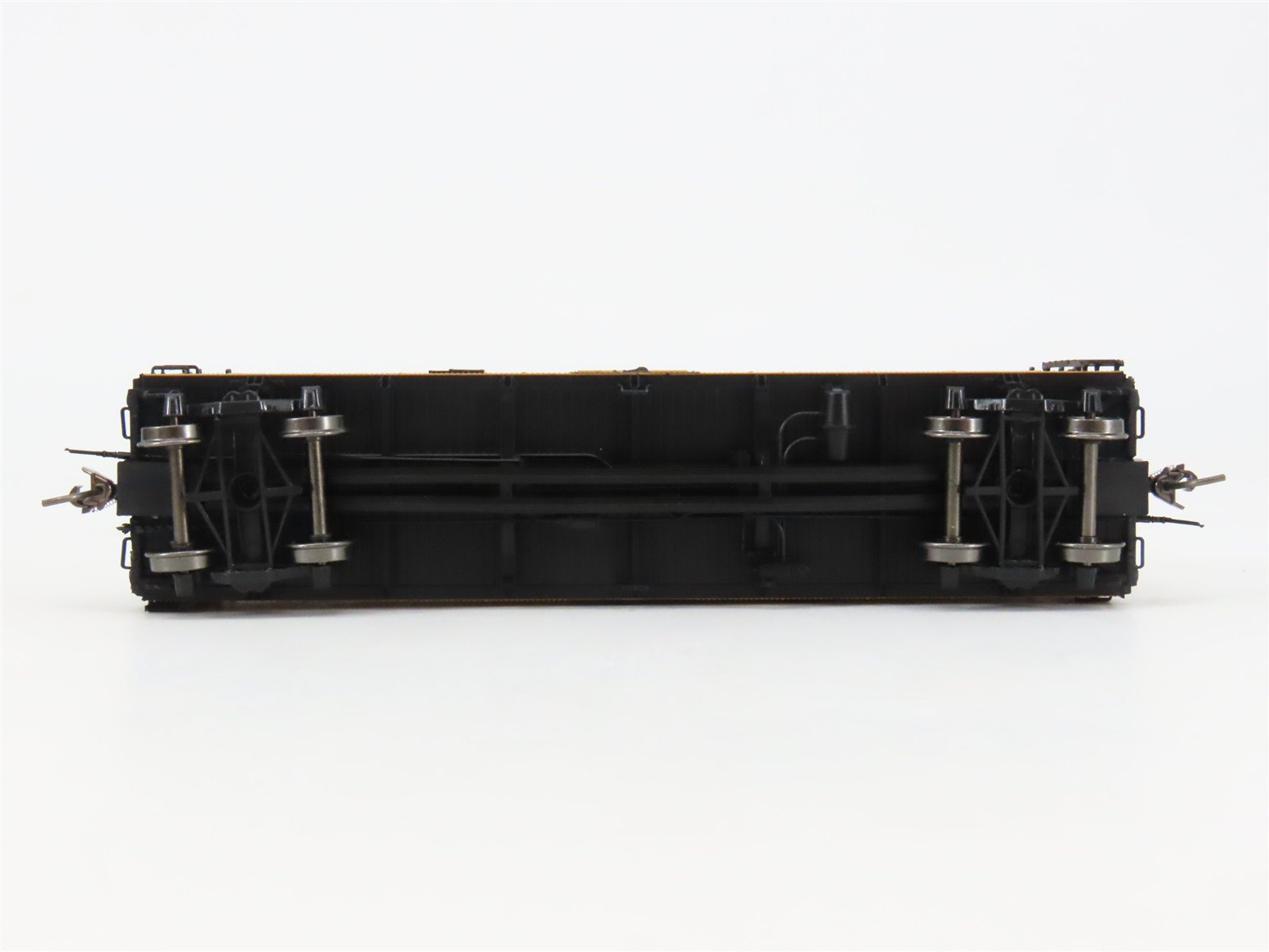 HO Scale InterMountain 46109-39 SFRD Santa Fe Reefer 32222 RTR