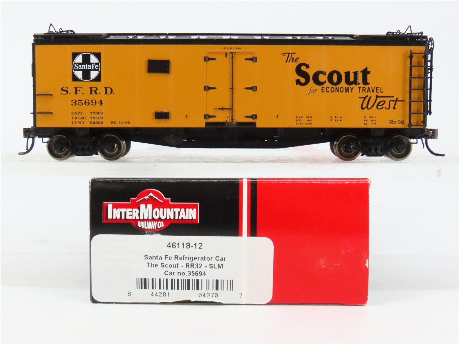 HO Scale InterMountain 46118-12 SFRD Santa Fe Reefer 35694 RTR
