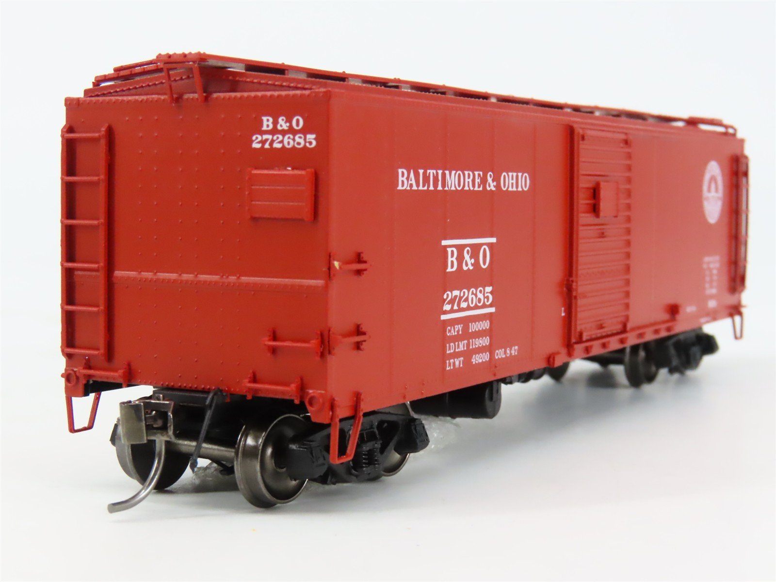 HO Scale InterMountain 37080-18 B&O Baltimore & Ohio Box Car 272685 RTR