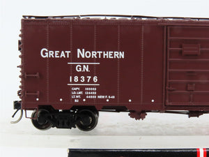 HO Scale InterMountain 46001-71 GN Great Northern 40' Box Car 18376 RTR