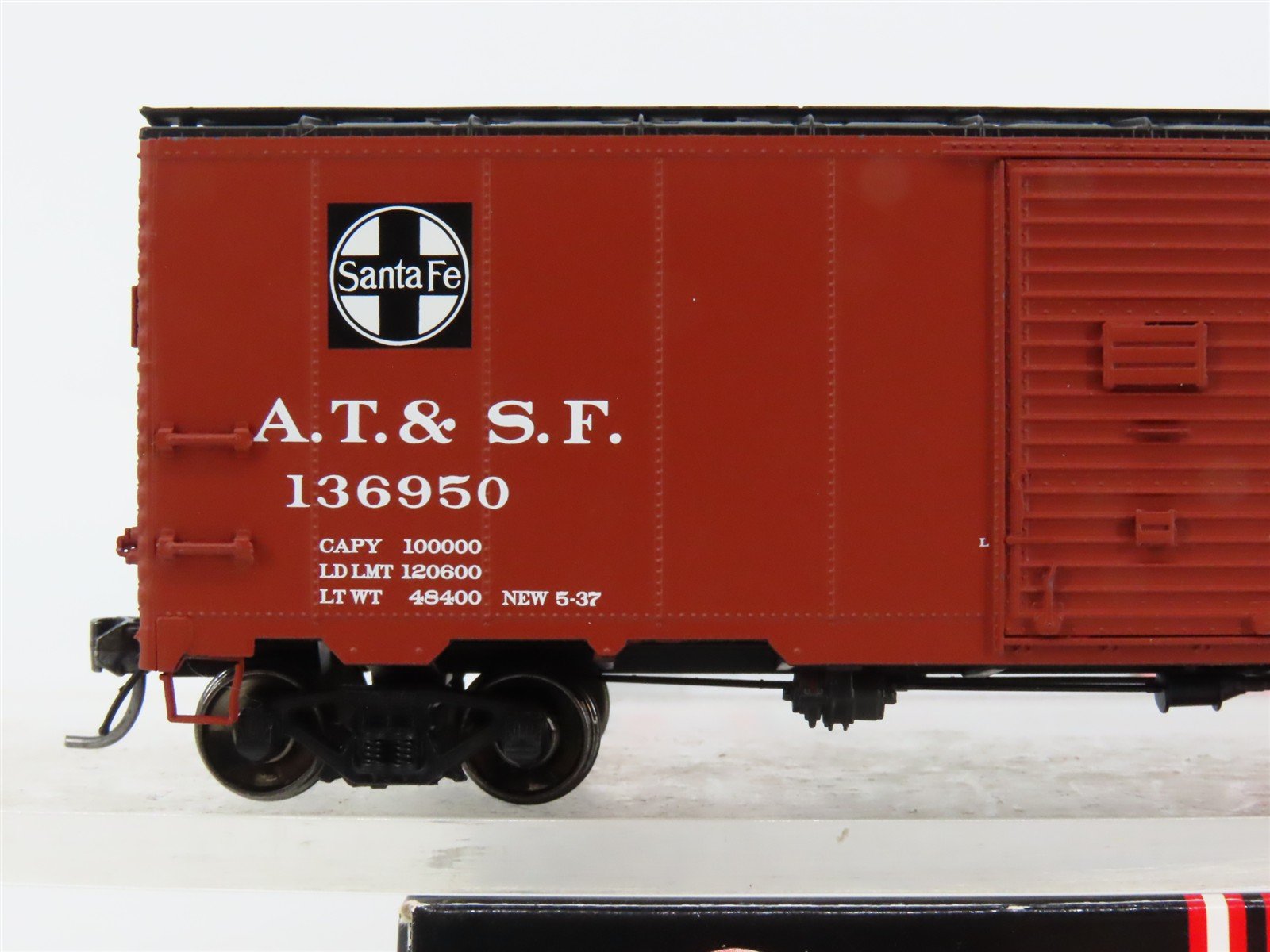 HO Scale InterMountain 45739-09 ATSF Santa Fe 40' Box Car 136950 RTR