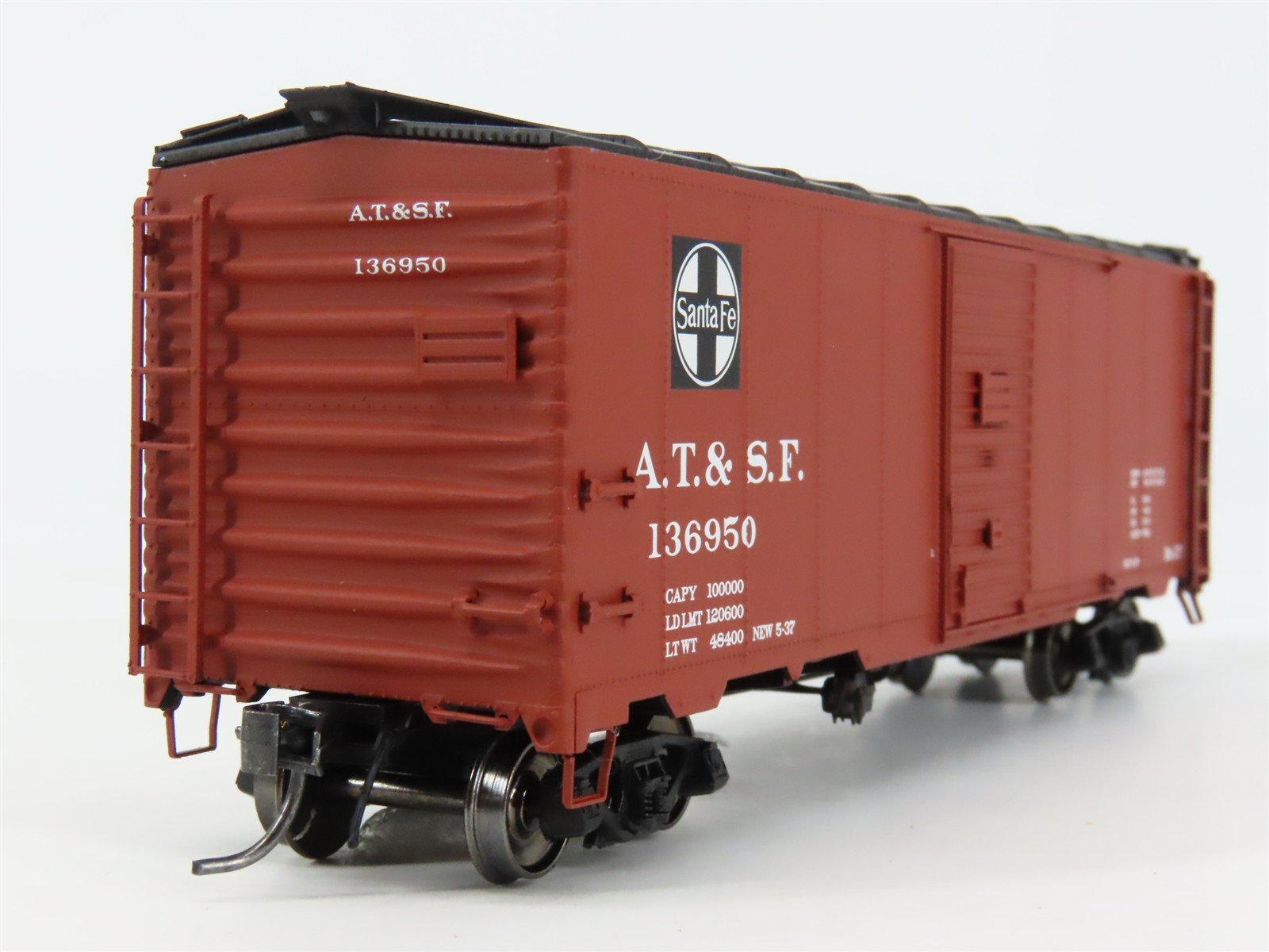 HO Scale InterMountain 45739-09 ATSF Santa Fe 40' Box Car 136950 RTR