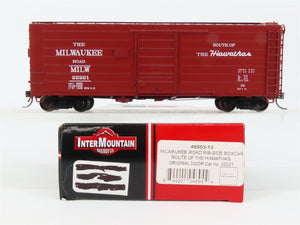 HO Scale InterMountain 48503-13 MILW Milwaukee Road 40' Box Car 22221 RTR