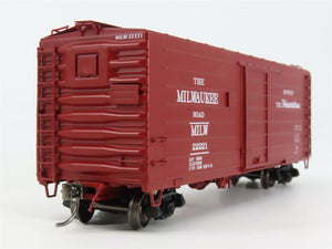 HO Scale InterMountain 48503-13 MILW Milwaukee Road 40' Box Car 22221 RTR