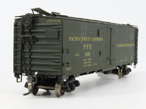 HO Scale InterMountain 46712P-05 PFE Pacific Fruit Express 40' Reefer 930 RTR