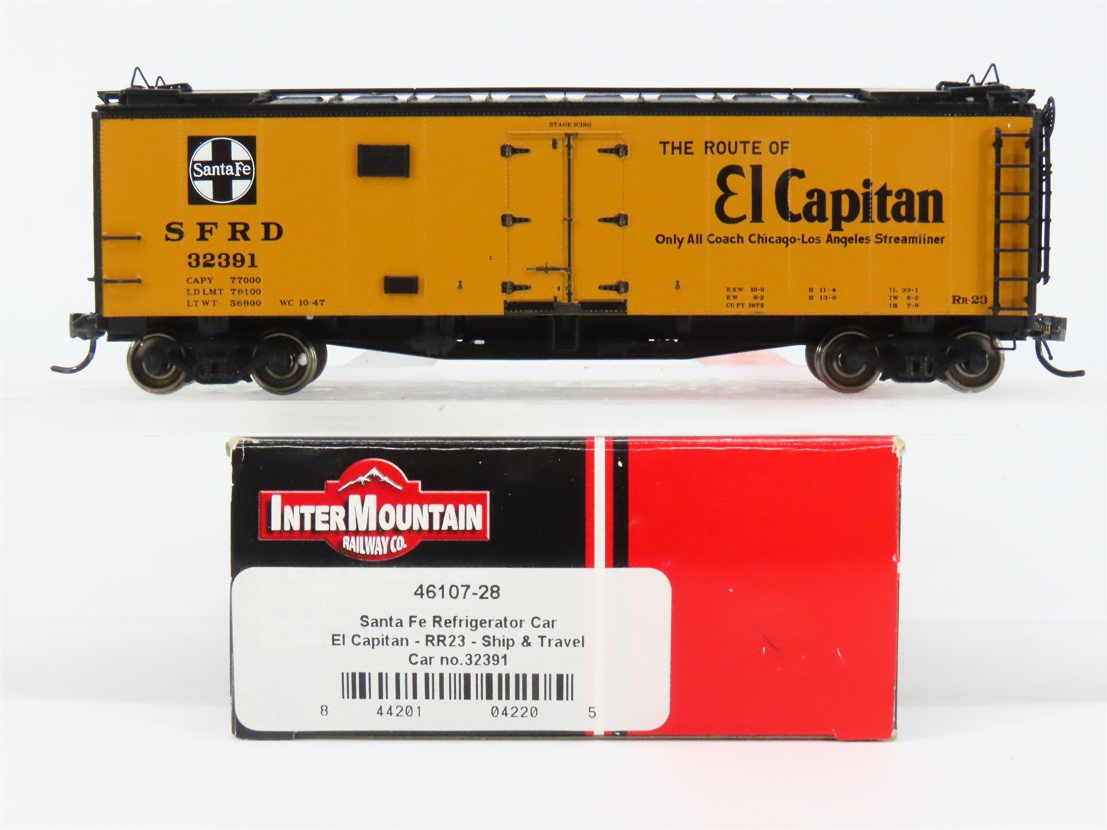 HO Scale InterMountain 46107-28 SFRD Santa Fe Reefer 32391 RTR