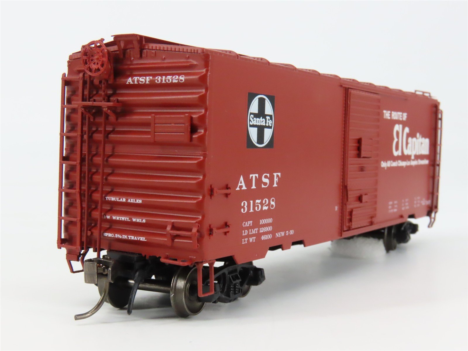 HO Scale InterMountain 45431-05 ATSF Santa Fe 40' PS-1 Box Car 31528 RTR