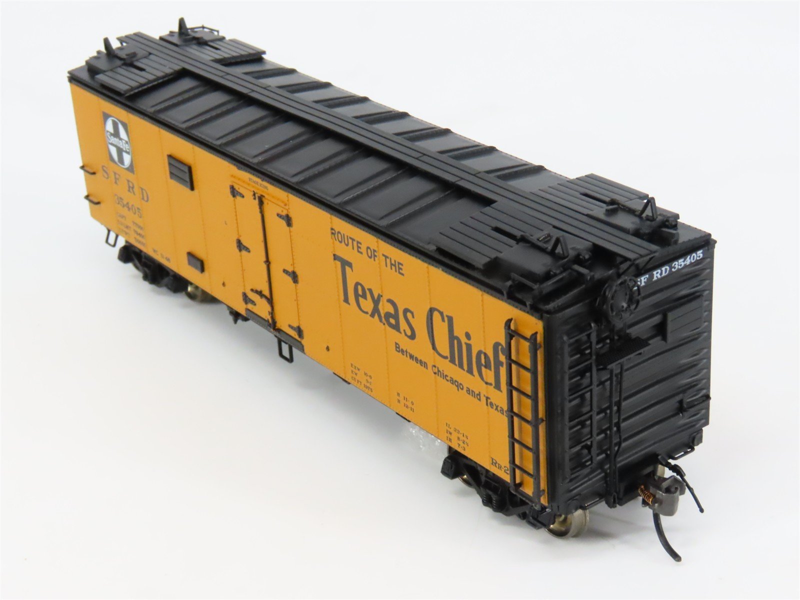 HO Scale InterMountain 46115-12 SFRD Santa Fe Reefer 35405 RTR