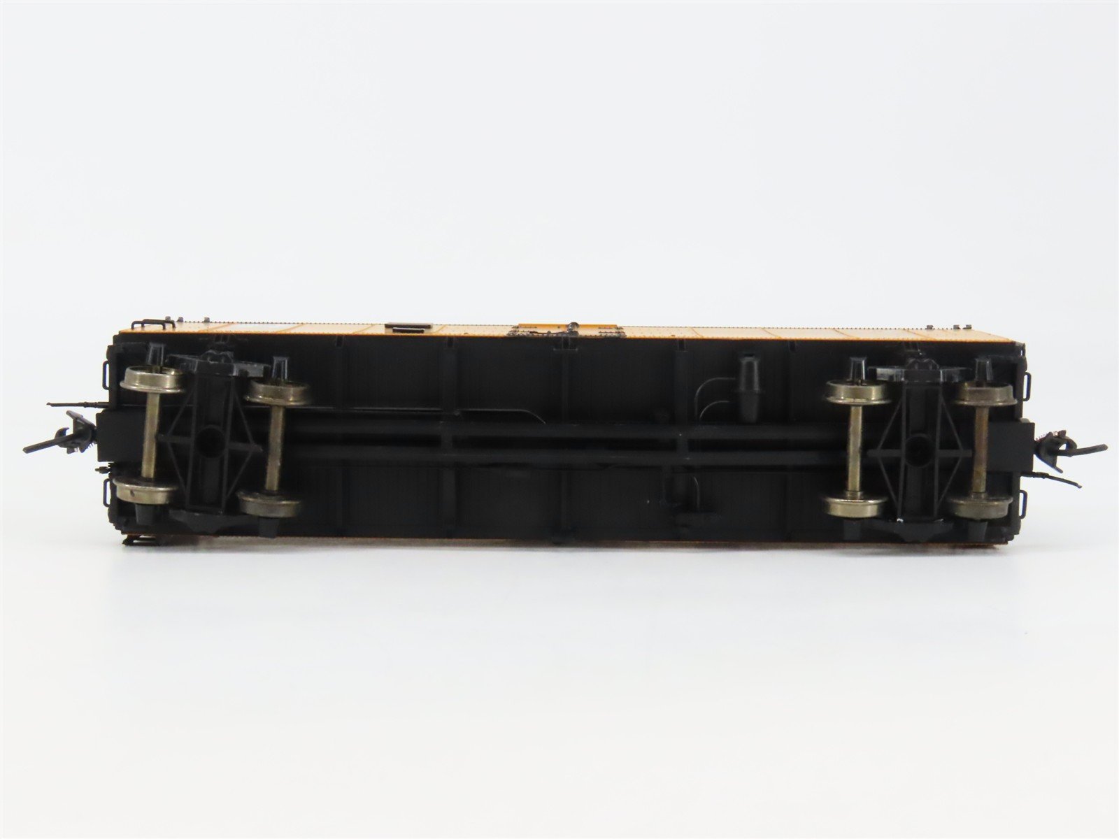 HO Scale InterMountain 46109-22 SFRD Santa Fe Reefer 32433 RTR