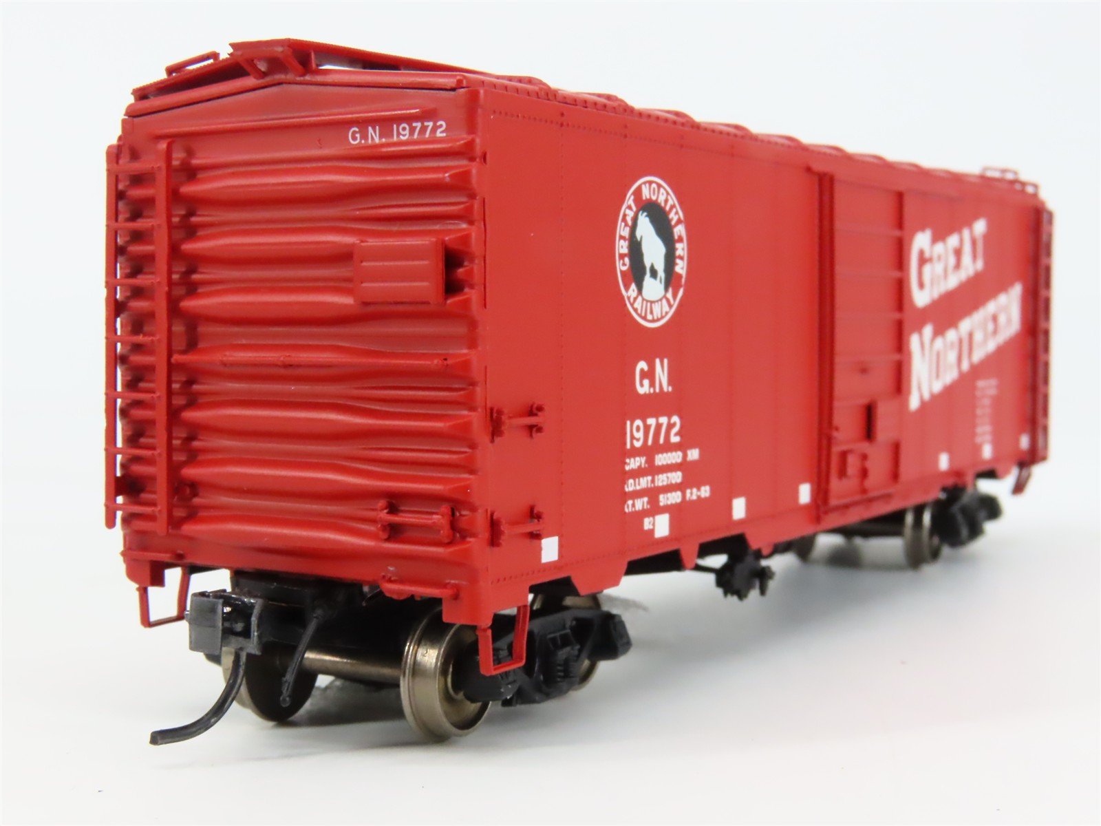 HO Scale InterMountain 46002-30 GN Great Northern 40' Box Car 19772 RTR