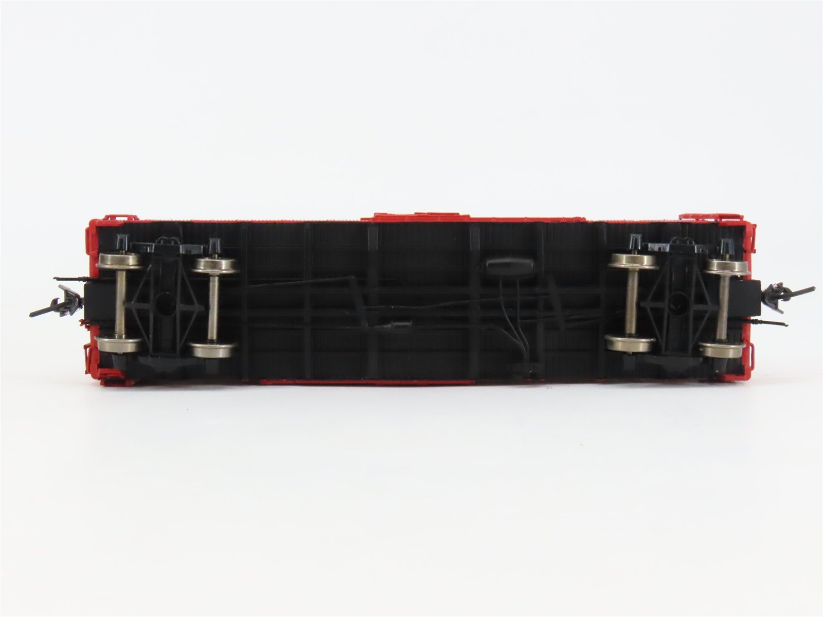HO Scale InterMountain 46002-30 GN Great Northern 40' Box Car 19772 RTR