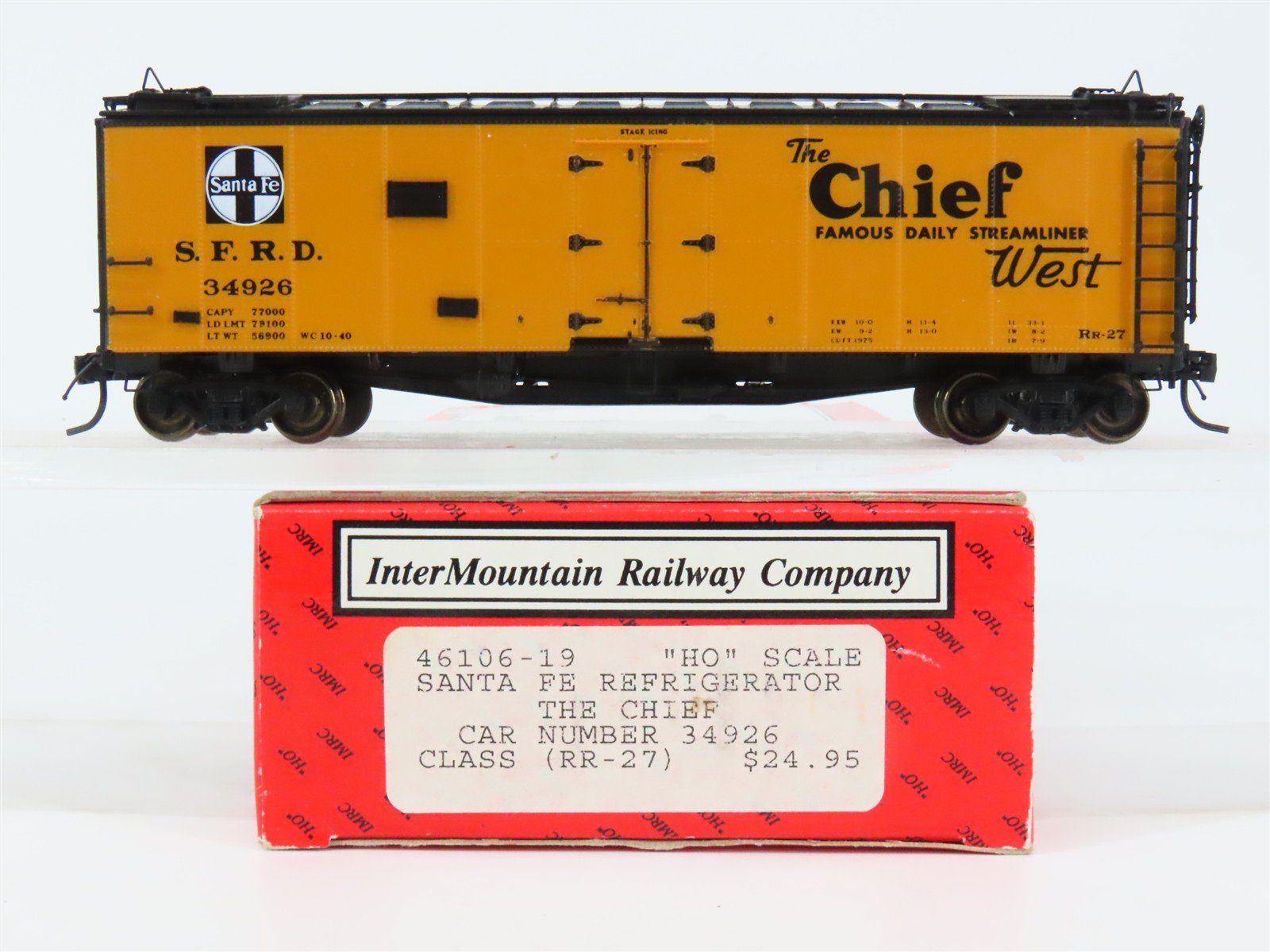 HO Scale InterMountain 46106-19 SFRD Santa Fe Reefer 34926 RTR