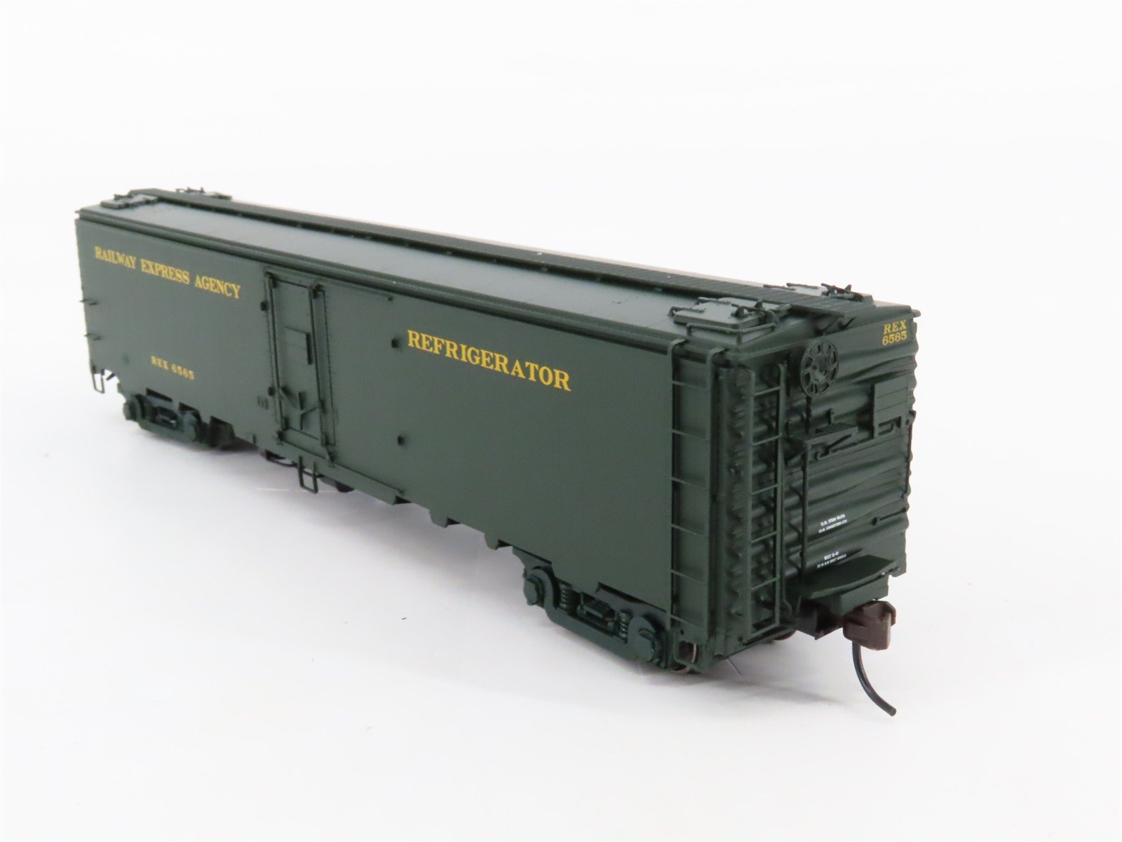 HO Scale Atlas 20001965 REX Railway Express Agency Express Reefer 6565 RTR