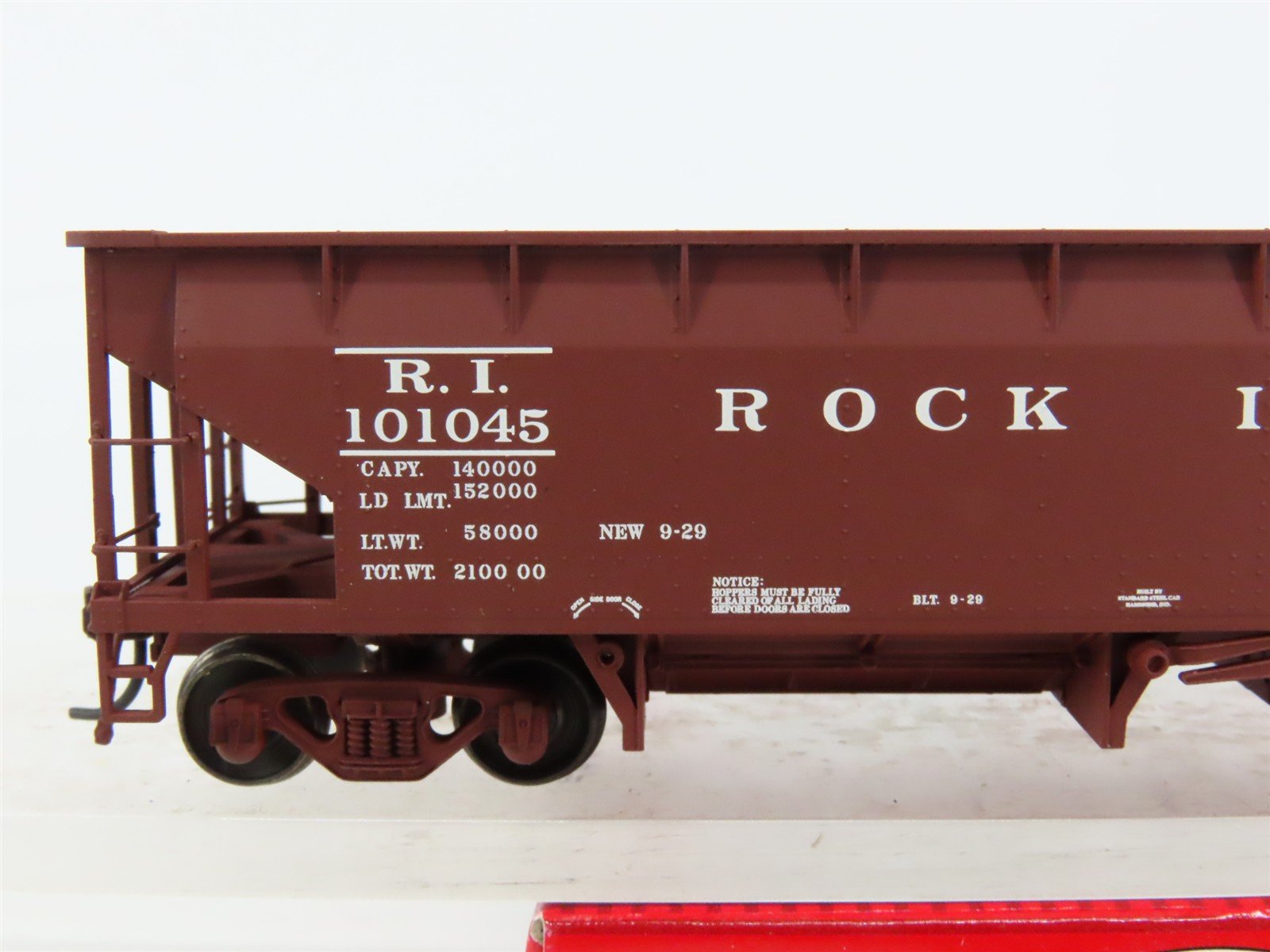 HO Scale Atlas 20002830 RI Rock Island Hopper 101045 RTR